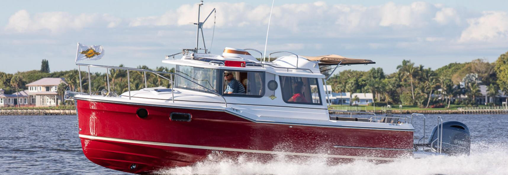 A comfortable, seaworthy pocket yacht with everything you need for your adventure through the marsh